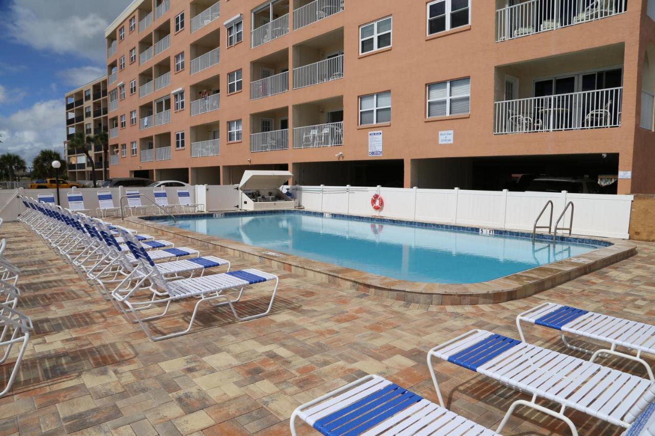 401 Beach Place Condos St. Pete Beach Exterior foto